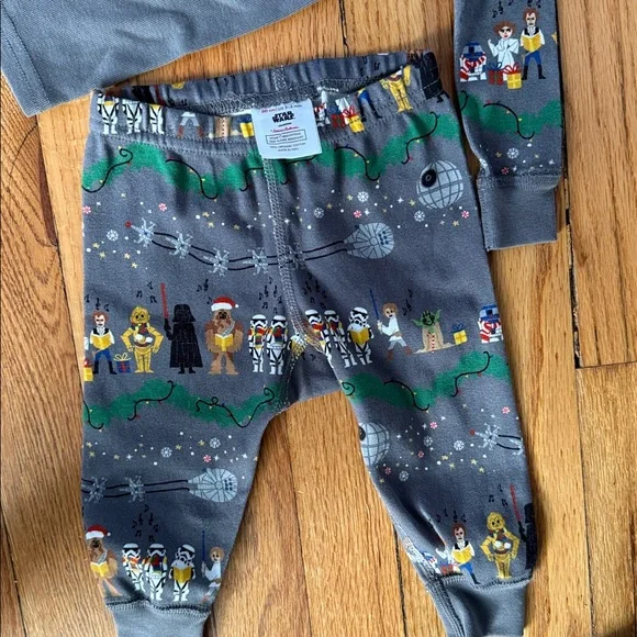 NWT Hanna Andersson Star Wars Christmas Pajamas - Picture 5 of 6